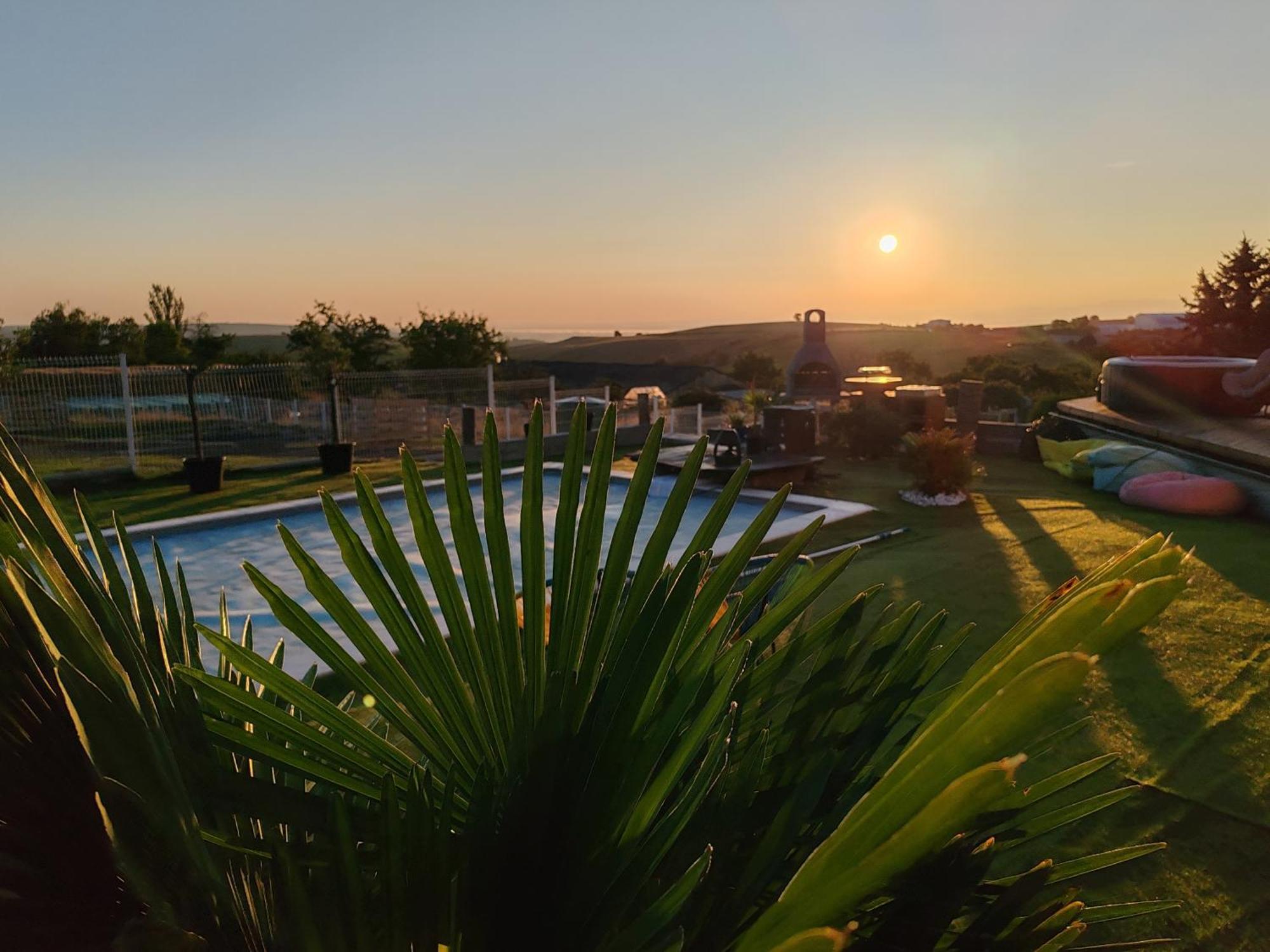 Tiny House Des Bougnats Villa Teilhede Bagian luar foto